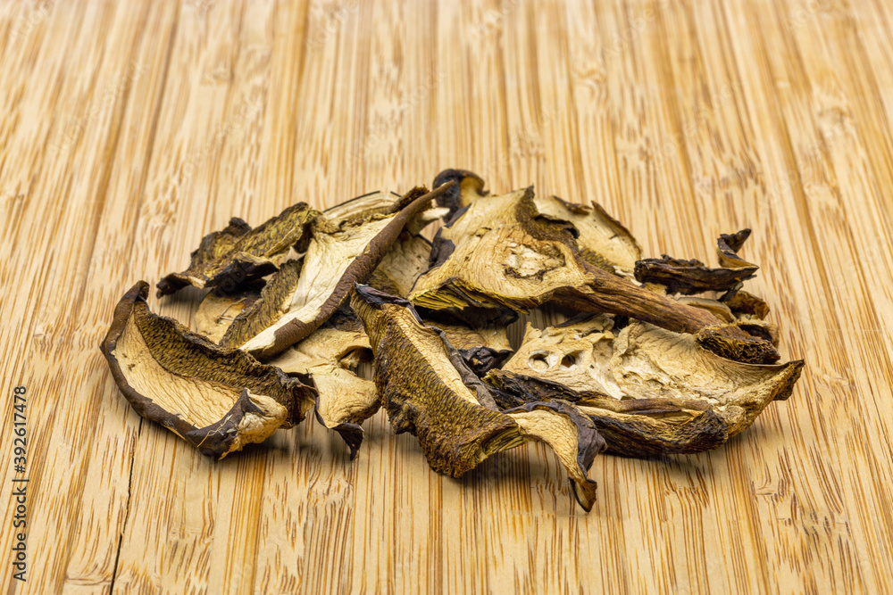 dried mushrooms bay bolete closeup dried mushrooms bay bolete closeup