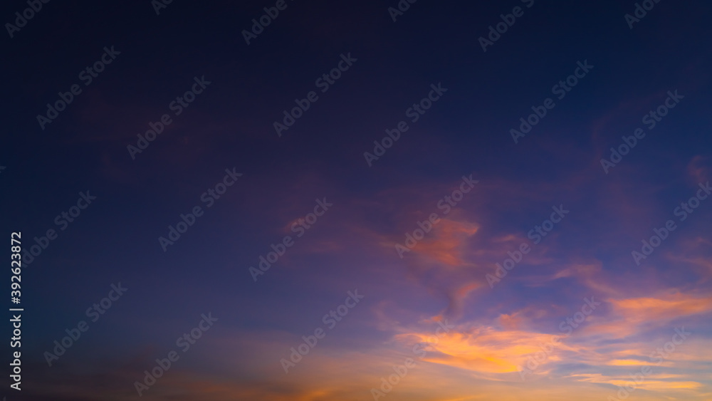 Fototapeta premium sunset in the sky with clouds 