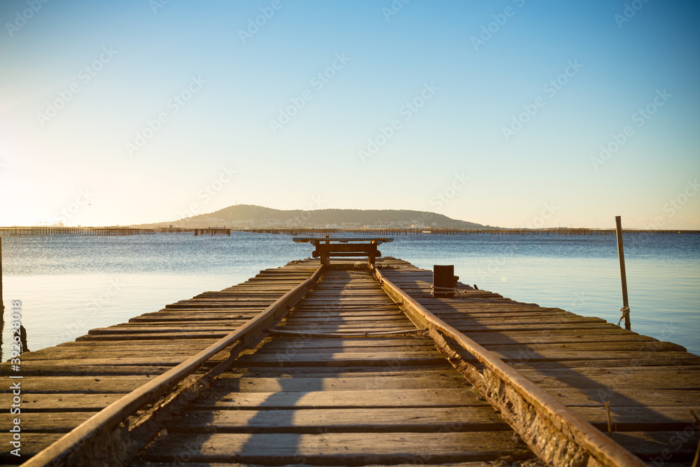 Fototapeta premium Fisherman's pontoon on the Thau lagoon