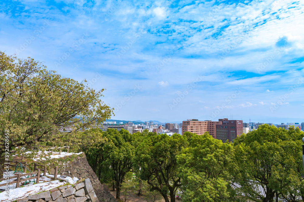 夏の熊本城からの眺める熊本市街地【熊本県】