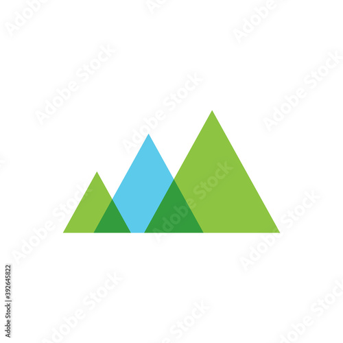 Mountain icon Logo Template Vector illustration design