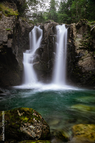 Double waterfall in a forest © Fridimedia