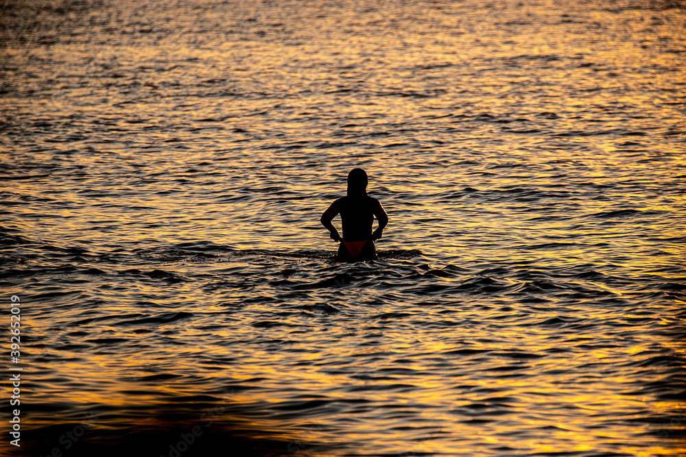 custom made wallpaper toronto digital
Profile of woman and her swim in the sunset