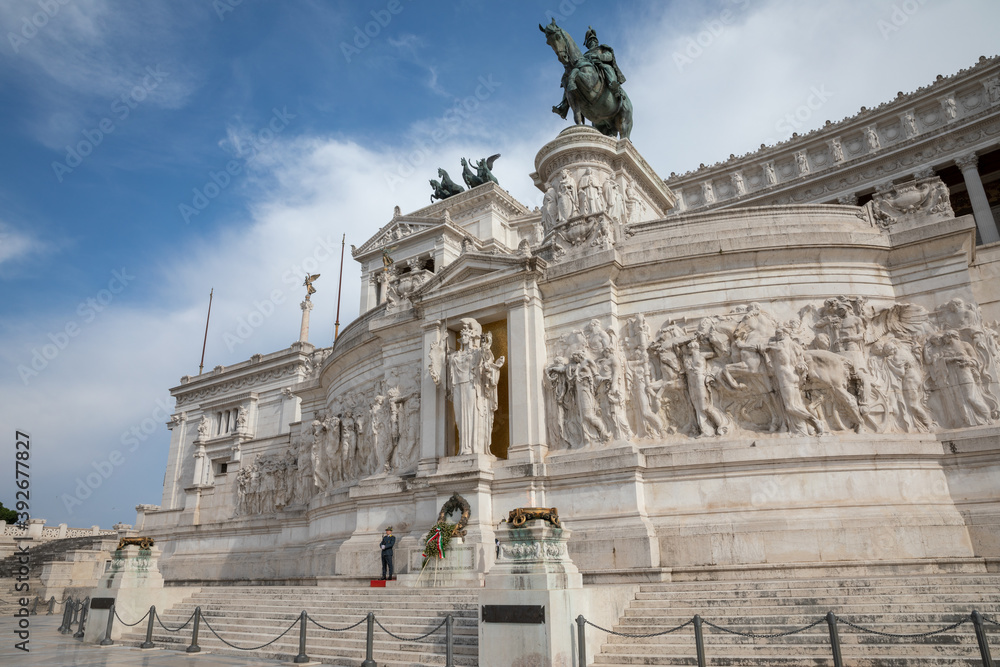 Fototapeta premium Equestrian statue of Vittorio Emanuele II at Piazza Venezia