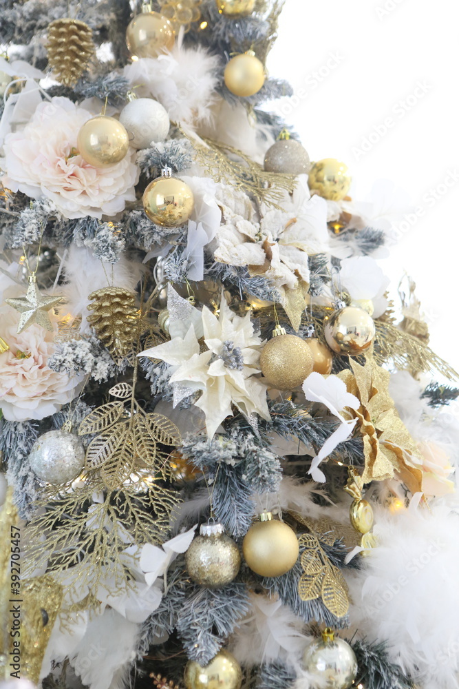 Obraz premium christmas decorations on the snow