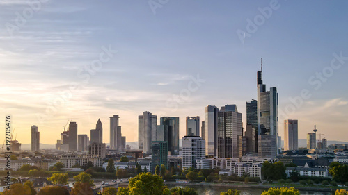 Frankfurt Skyline Hochhaus © Taunus-Copter