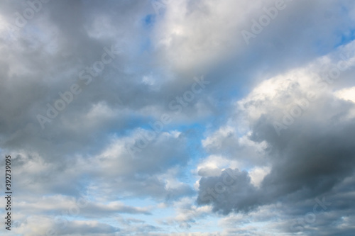 Ciel nuageux Hesbignon © Didier Olmo