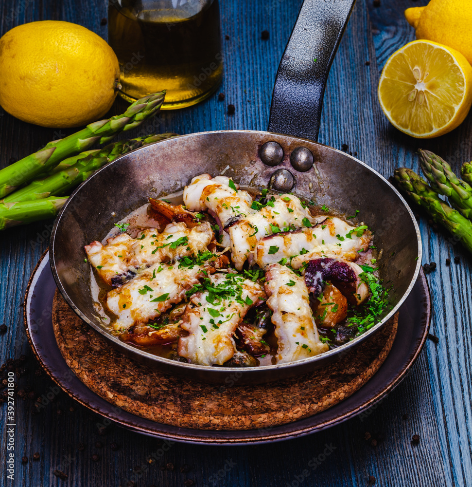 Pan-seared octopus with roasted potato Pan-seared octopus with roasted potato