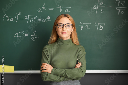 Mature maths teacher near b...