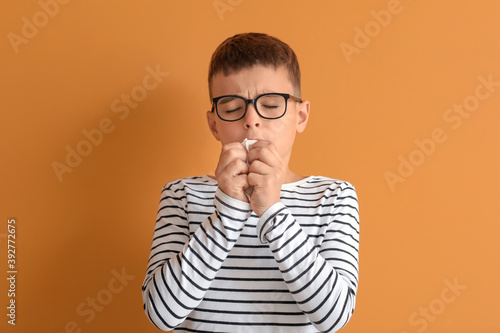 Allergic little boy on colo...