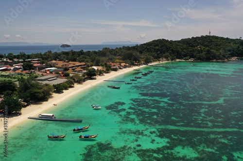 Fototapeta Naklejka Na Ścianę i Meble -  Koh Lipe paradise island in Southern Thailand