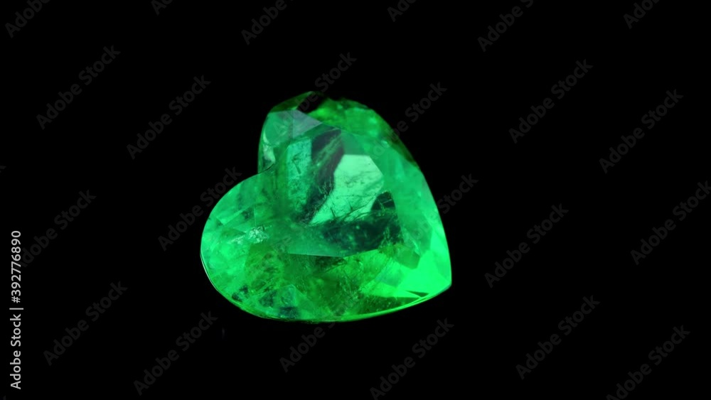 colombian emerald crystals and gemstone heart cut for jewelry colombian emerald crystals and gemstone heart cut for jewelry