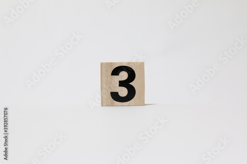 積み木ブロック 数字3
