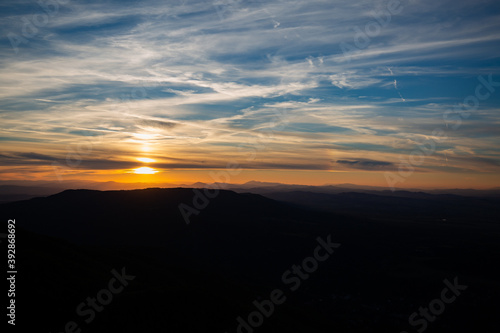 Fototapeta Naklejka Na Ścianę i Meble -  sunset in the mountains