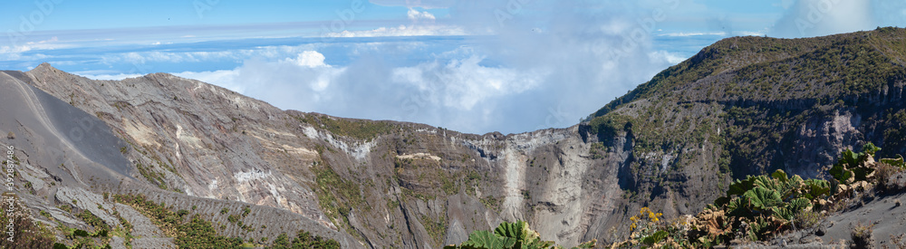 Costa Rica land of volcanoes