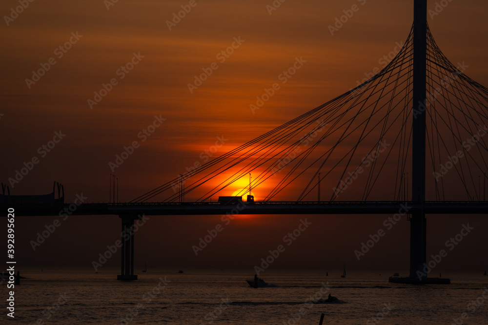 Obraz premium Car on the bridge