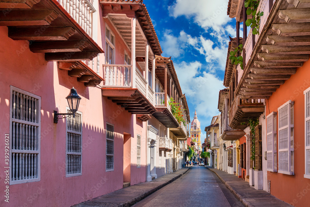 Fototapeta premium Walking around Cartagena streets