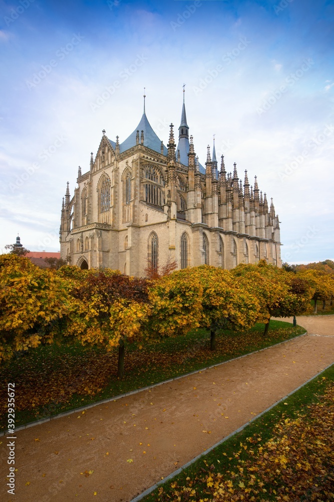 Fototapeta premium monastery, architectural, religious, kutna hora, czech republic, landscape, european, world, kutna, religion, outdoor, catholicism, decoration, panorama, picturesque, sacral, roman, beautiful, republi