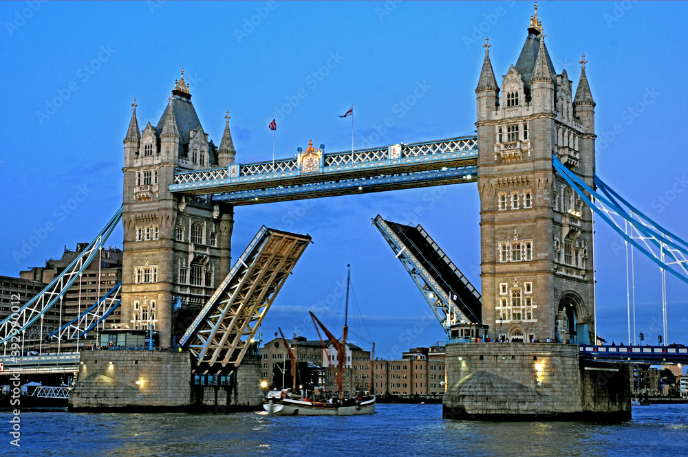 Ponte Tower Bridge. Londres. Inglaterra. Europa