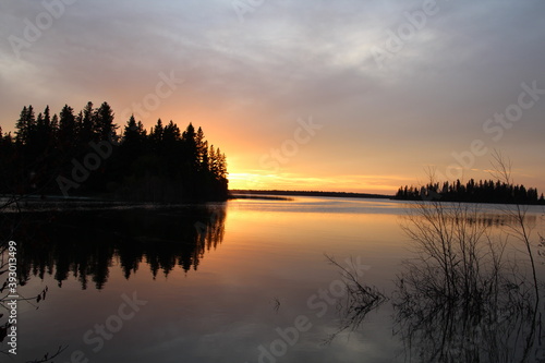Fototapeta Naklejka Na Ścianę i Meble -  Glow Of The Sunset On The Lake, Elk Island National Park, Alberta