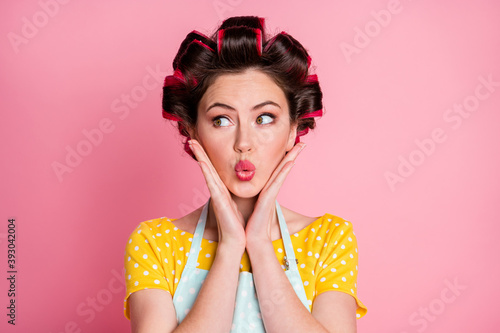 Tableau sur toile Close-up portrait of her she nice attractive pretty amazed housewife pout lips c