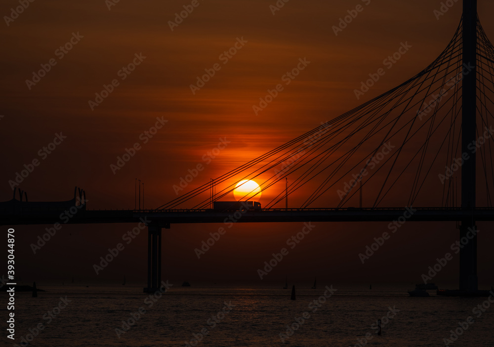 Obraz premium Car on the bridge