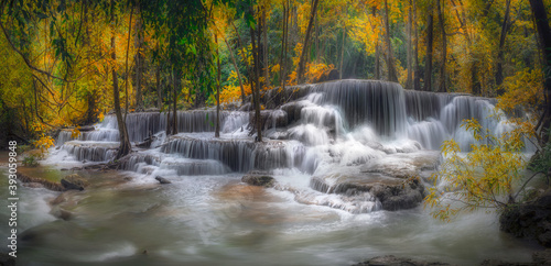 Fototapeta Naklejka Na Ścianę i Meble -  Huai Mae Khamin Waterfall, the most popular attraction at Khuean Srinagarindra National Park in Kanchanaburi Province in Thailand.