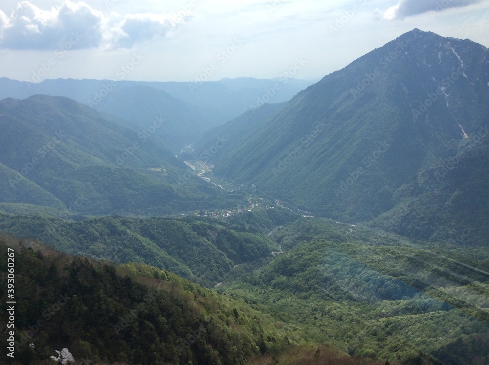 Naklejka premium Beautiful scenery from Shinhotaka Ropeway