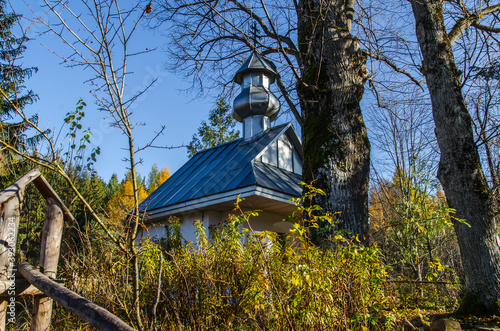 Fototapeta Naklejka Na Ścianę i Meble -  kapliczka Maniów - Bieszczady
