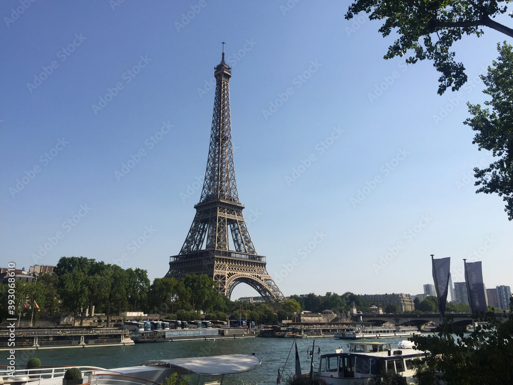 Naklejka premium Eiffel Tower, symbol of Paris, France