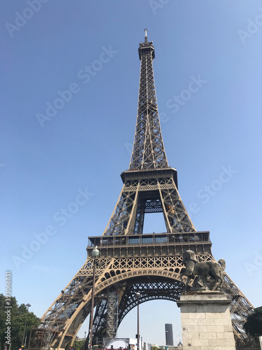 Eiffel Tower, symbol of Paris, France © April Wong