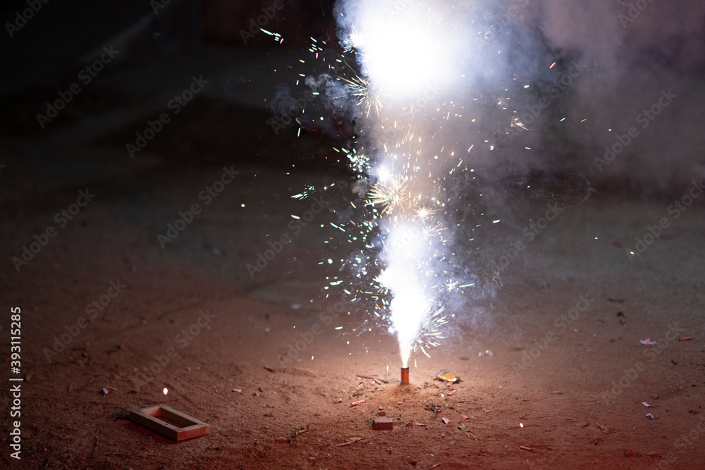 Obraz premium fire of cracker explosion on black background