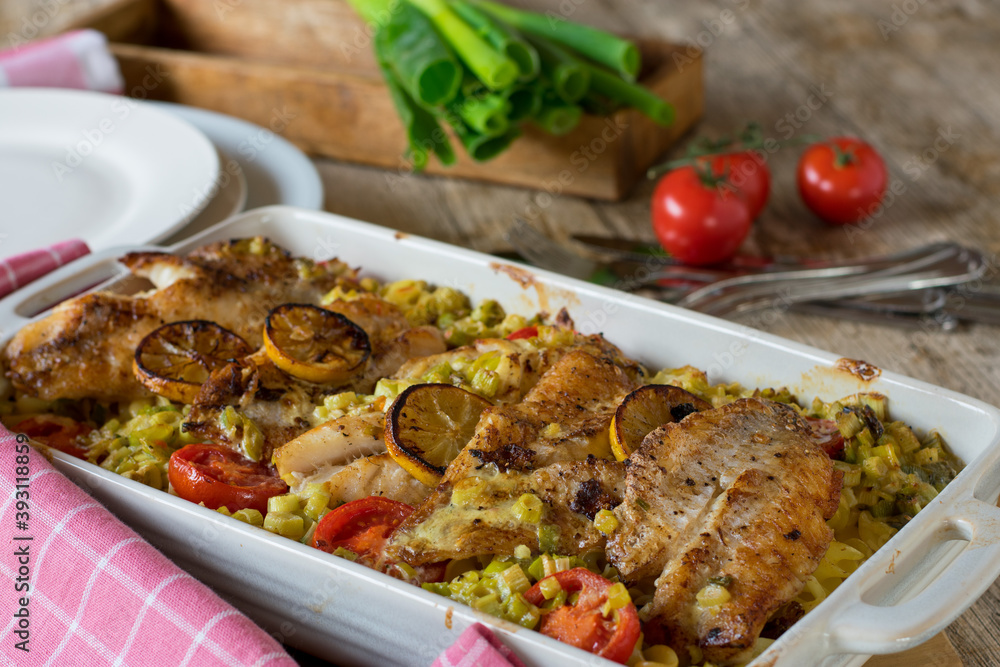 Roasted fish with bechamel leek sauce and noodles Roasted fish with bechamel leek sauce and noodles