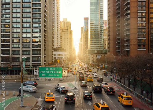 Fényképezés New York, USA - December 24, 2019: Aeral view of Second Avenue in Manhattan, New York