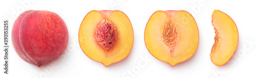 Fotografia Whole fresh peach fruit, half and pieces in a row, top view, isolated on white b