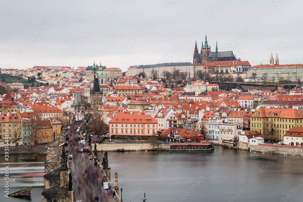 Fototapeta premium Charles Bridge on Vltava river in Prague, Czech Republic