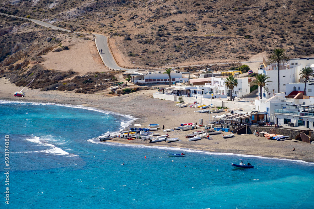 Obraz premium Las Negras bay with its white pueblo tucked amidst volcanic rocks