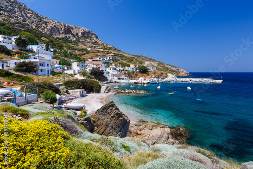 Fototapeta Naklejka Na Ścianę i Meble -  Harbour of Thymaina island in Fourni Korseon, Greece.