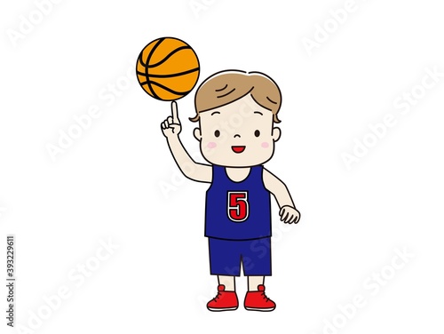 ユニフォームを着てバスケットをする男の子