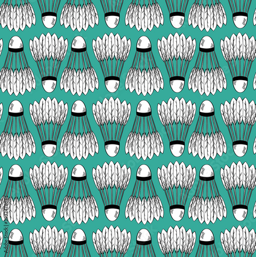Seamless pattern with a sketch of shuttlecocks for playing badminton in a row on green background. Sports equipment. Vector black and white texture with strokes for fabric, wallpaper, wrapping paper