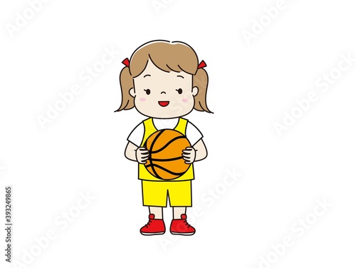 バスケットボールを持ってユニフォームを着た女の子