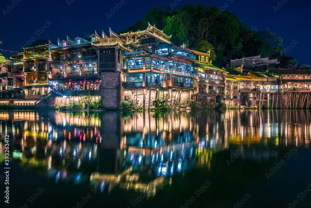 Obraz premium 中国湖南湘西凤凰古城夜景