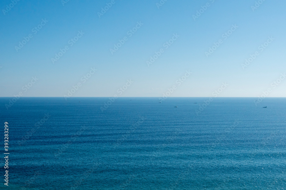 海の水平線