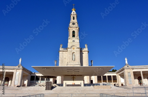 Sanktuarium Matki Bożej Fatimskiej w Portugalii. Ośrodek pielgrzymkowy w miejscu objawień Matki Bożej
