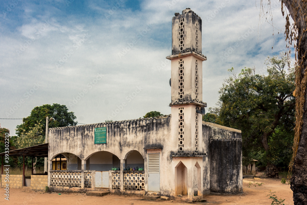 Mezquita del pequeño pueblo rural de Mlomp, en la región de Casamance, en el sur del Senegal