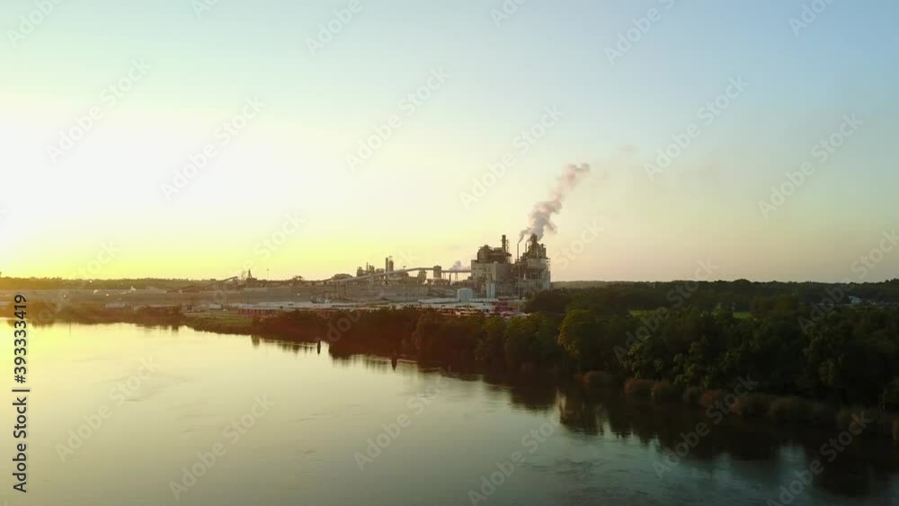 International Paper Mill on Sampit river in Georgetown, South Carolina International Paper Mill on Sampit river in Georgetown, South Carolina