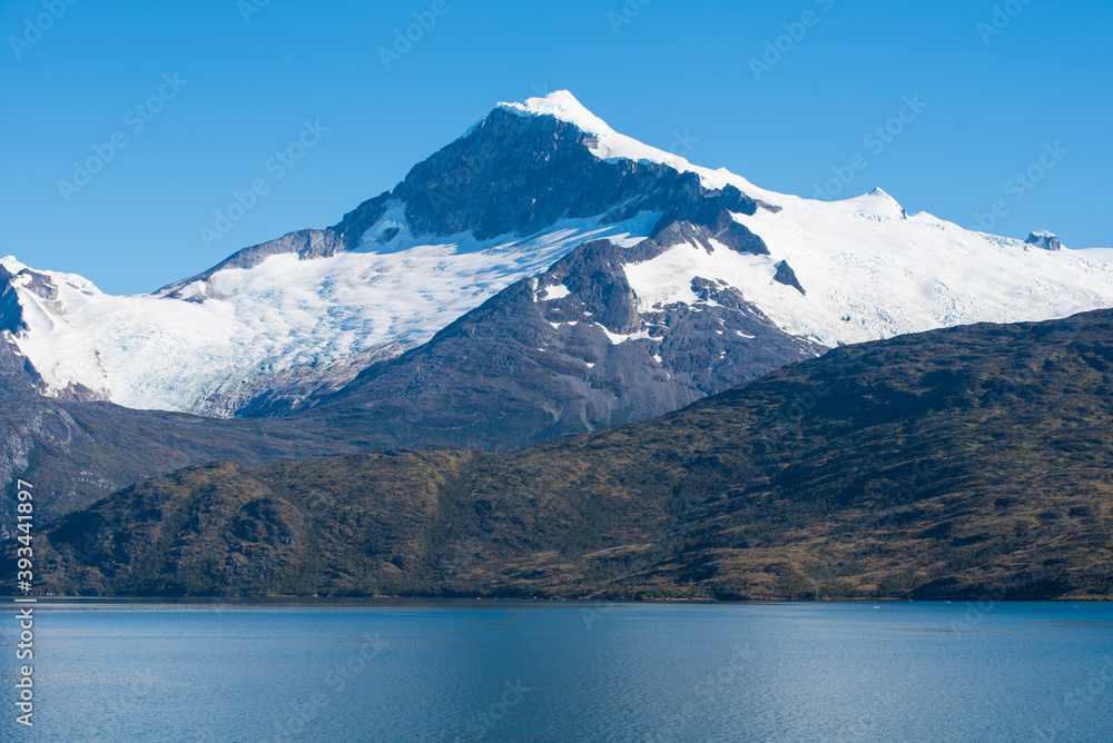 The southern coast of Chile presents a large number of fjords and fjord-like channels from the latitudes of Cape Horn The southern coast of Chile presents a large number of fjords and fjord-like channels from the latitudes of Cape Horn