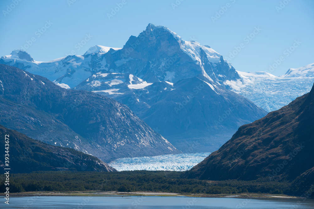 The southern coast of Chile presents a large number of fjords and fjord-like channels from the latitudes of Cape Horn The southern coast of Chile presents a large number of fjords and fjord-like channels from the latitudes of Cape Horn