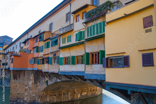 The ancient Ponte Vecchio across the river Arno in Florence, Italy © hardyuno
