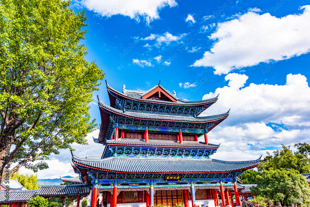 Mufu under the sun in Dayan Ancient Town, Lijiang, Yunnan, China Mufu under the sun in Dayan Ancient Town, Lijiang, Yunnan, China